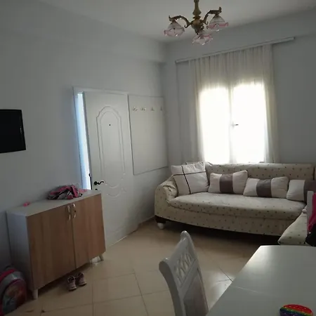 Apartment Homeee Tirana