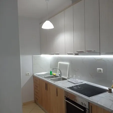 Apartment Homeee Tirana